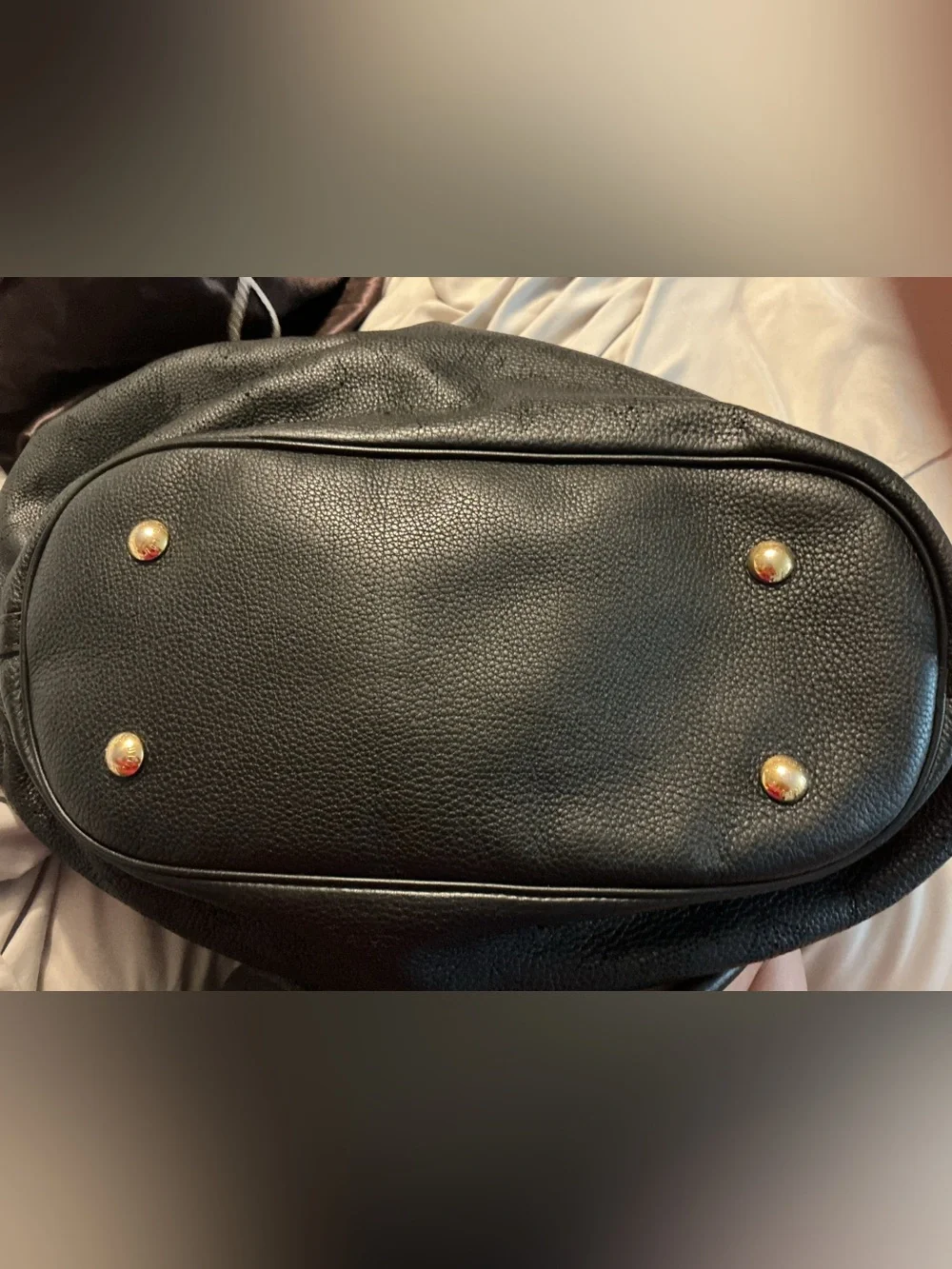 Authentic Louis Vuitton Mahina Hobo Bag